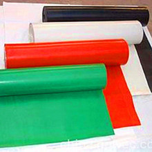 Feuille molle de PVC noir / feuille molle de PVC coloré pour le plancher
